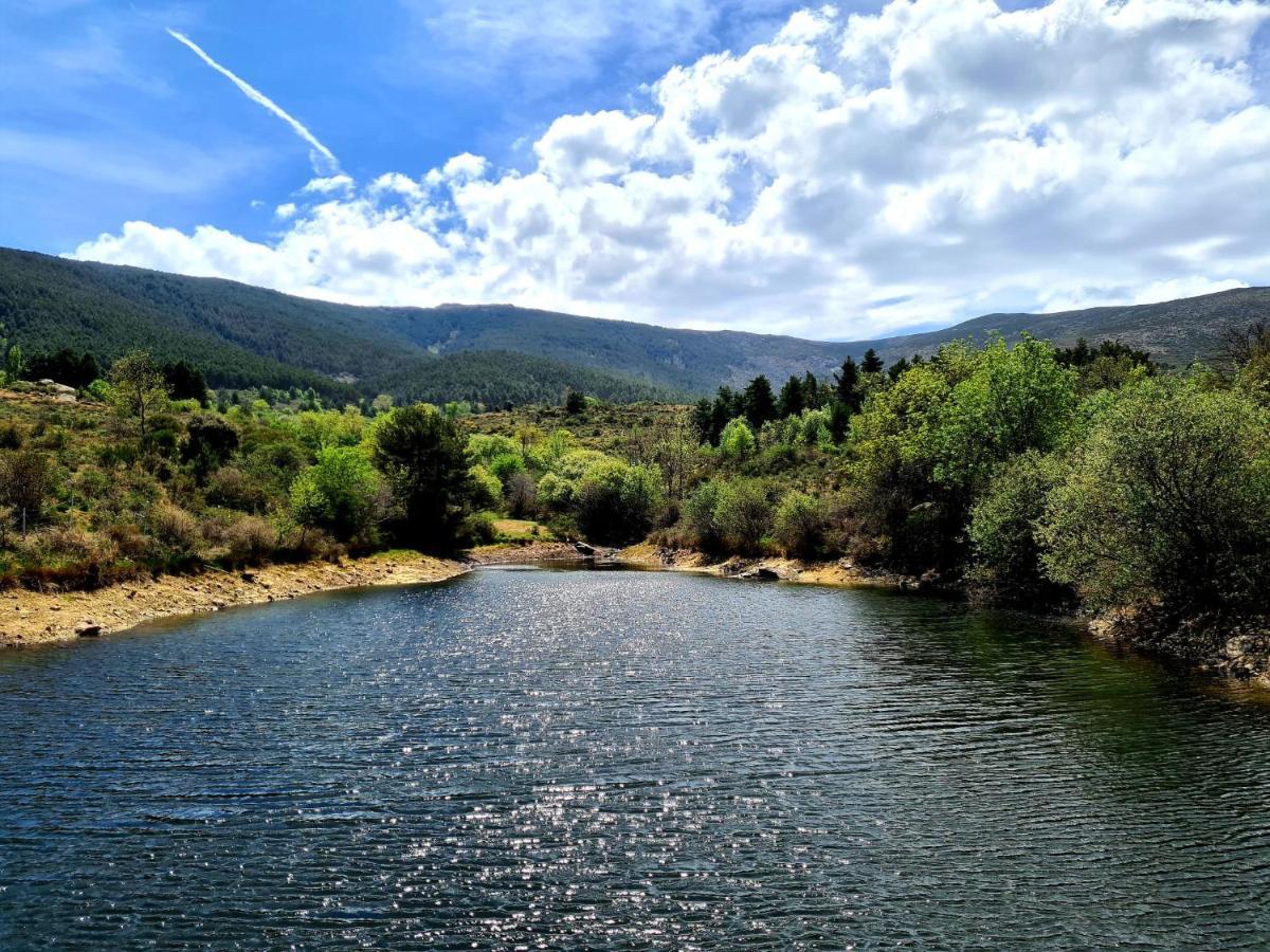 Acogedora Y Romantica Casita En La Sierra Garganta De Los Montes Bagian luar foto